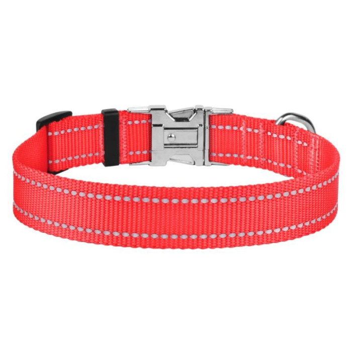 Нашийник нейлоновий для собак Active зі світловідбиттям та металевою пряжкою, кораловий S