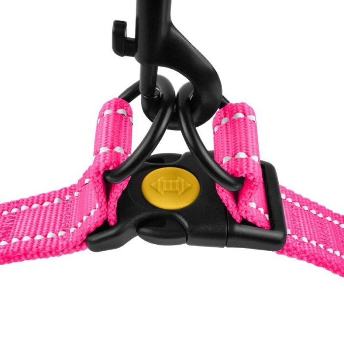 Нейлоновая шлея для собак BRONZEDOG ACTIVE, розовый со светоотражением M 45-56 см