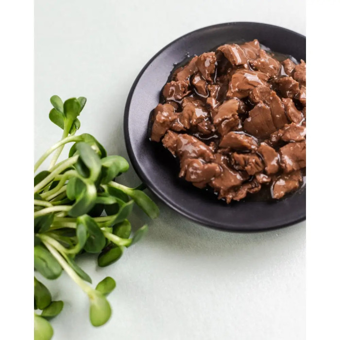 Пауч Savory для стерилизованных кошек, ягненок с клюквой в соусе, 85 г